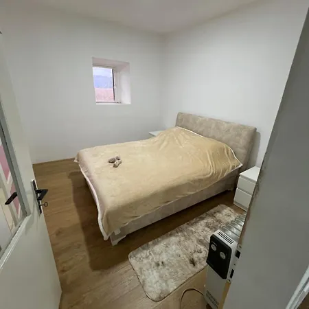 Skadar Stone House *