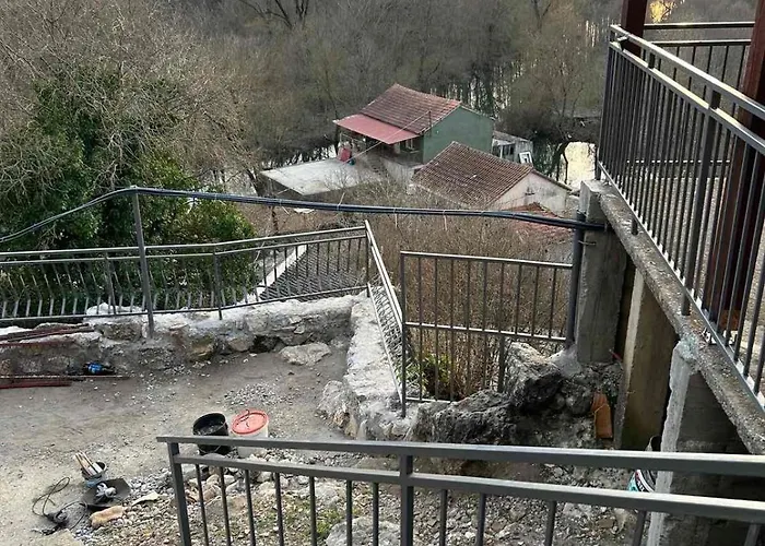 公寓 Skadar Stone House