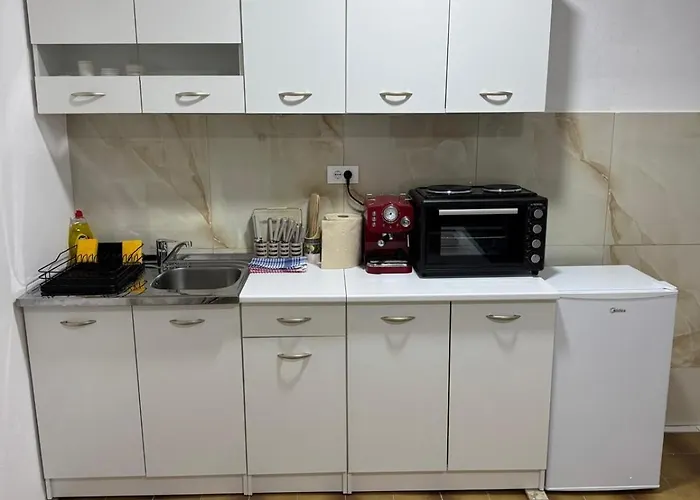 Skadar Stone House *